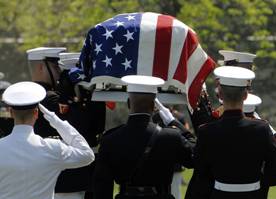 http://me.jeremybuff.com/blog/wp-content/uploads/2009/08/Marine+Killed+IED+Iraq+Buried+Arlington+National+TKtVEulxLNnl.jpg